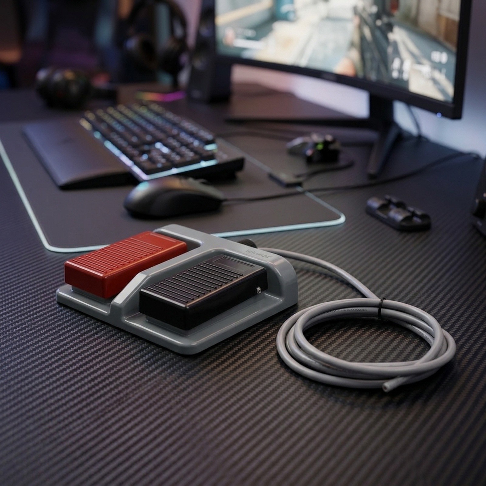 Red B'lack Dual Foot Switch Mo - Gaming Accessories Images ulasan dan harga